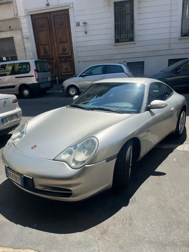 Porsche 911 Coupe 3.6 GT3, foto 1