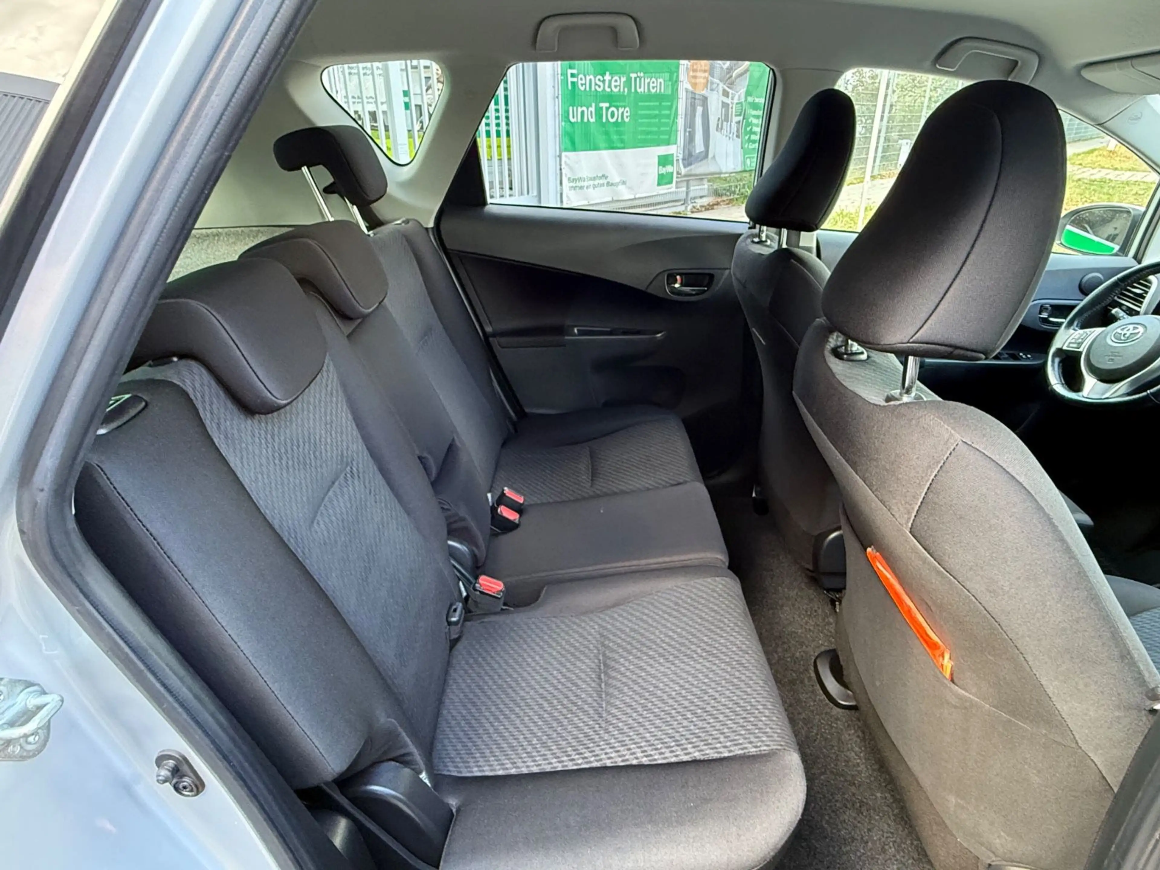Toyota Verso-S Club*TÜVNEU* — photo 12