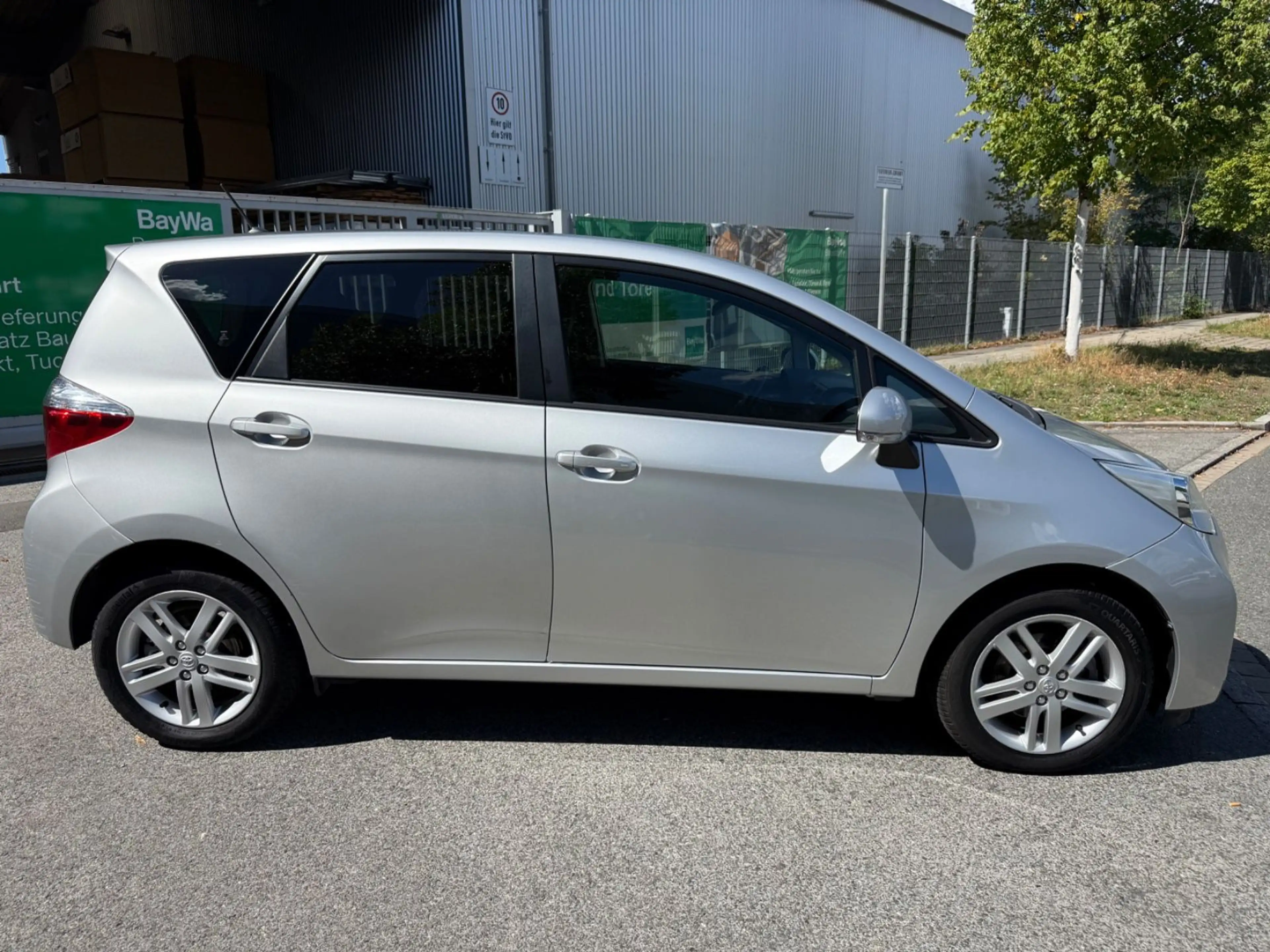 Toyota Verso-S Club*TÜVNEU* — photo 6