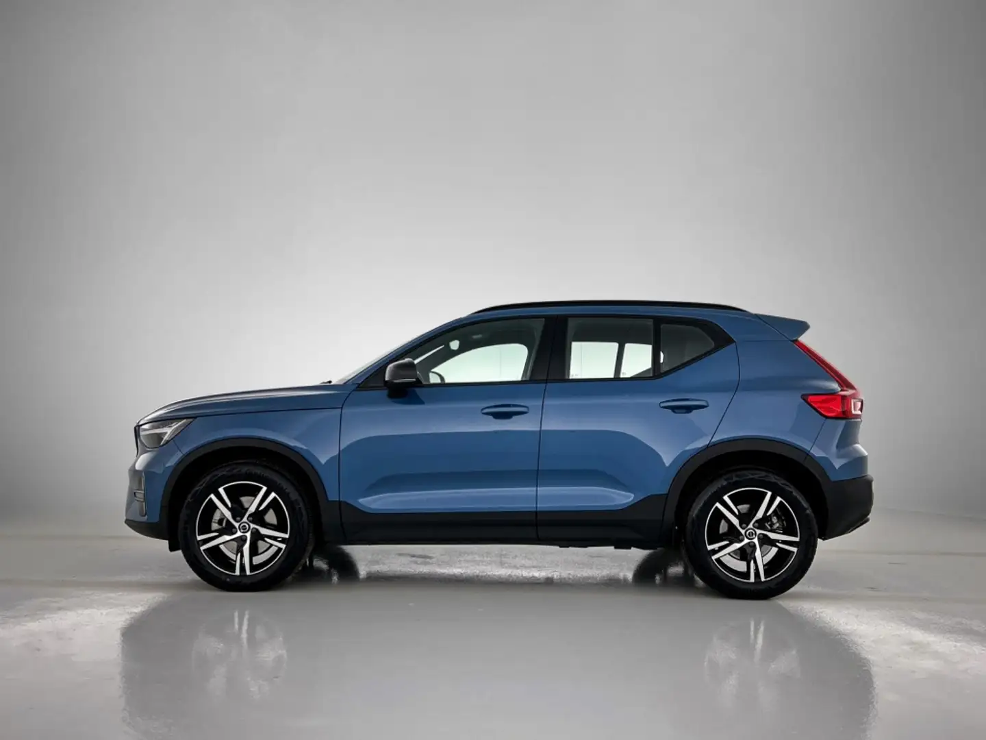 Volvo XC40 2.0 B4 Plus Adaptive Cruise | Camera | Trekhaak | Bleu - 2