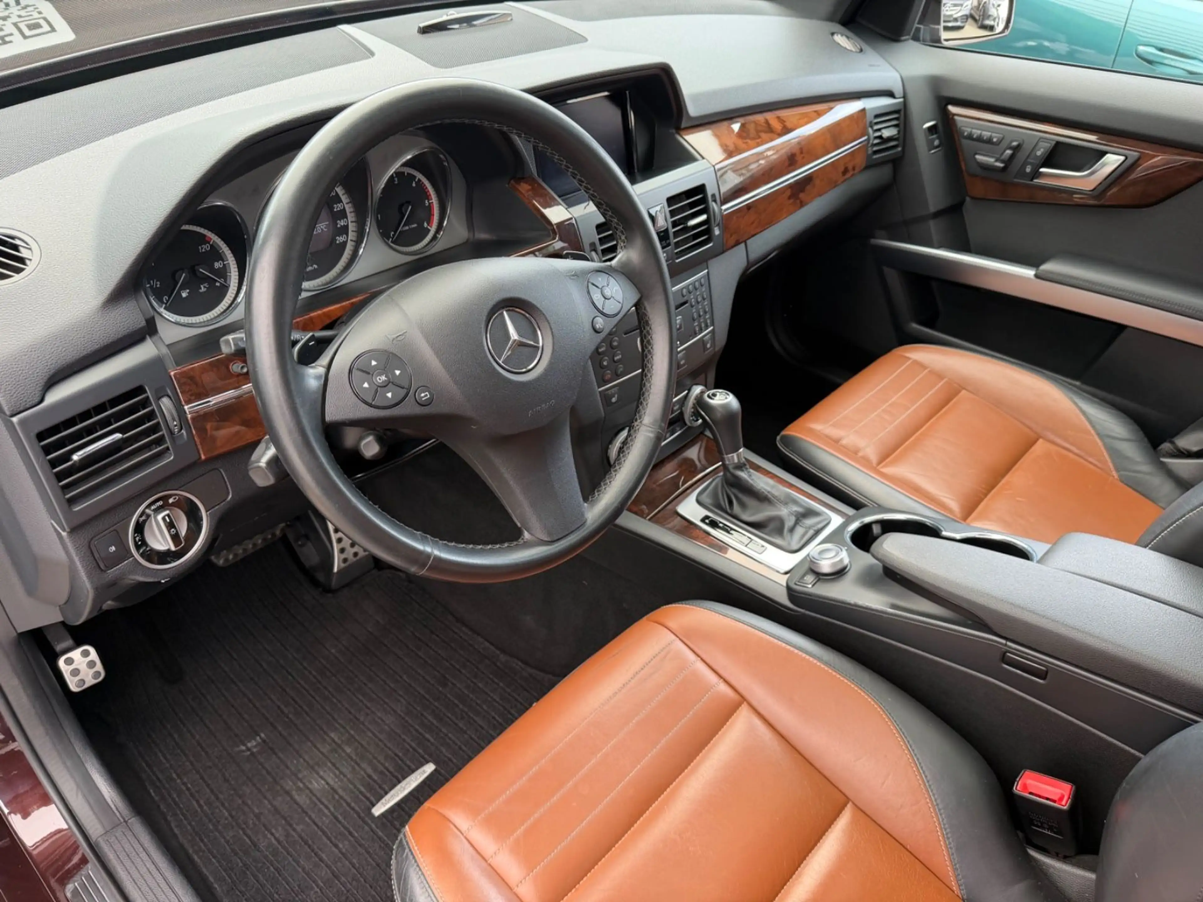 Mercedes-Benz GLK 220 CDI BlueEff. 4Matic* AMG*DESIGNO*PANO — photo 7