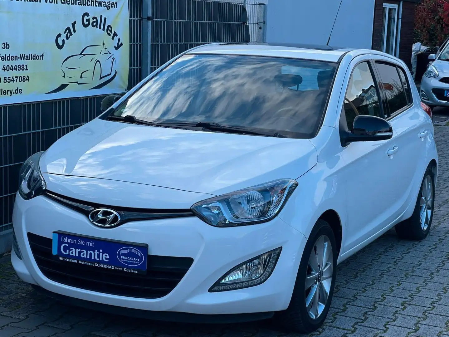Hyundai i20 FIFA World Cup Edition/Schiebedach/HU/AU/Neu Weiß - 1