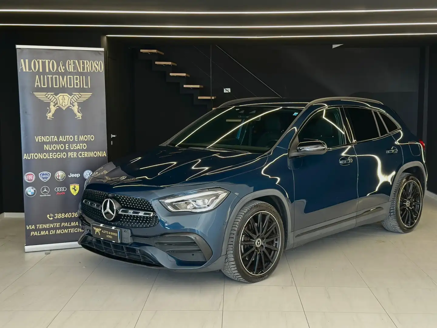 Mercedes-Benz GLA 200 GLA 200 d Automatic 4Matic Premium Bleu - 1