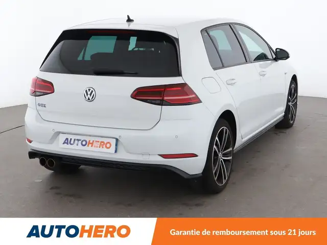 Volkswagen Golf view 6
