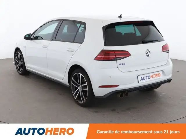 Volkswagen Golf view 4