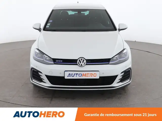 Volkswagen Golf view 9