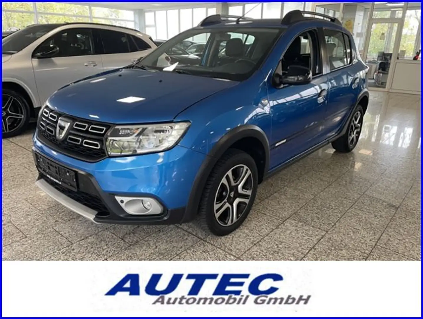 Dacia Sandero II Stepway Celebration NAVI+KAMERA+AHK Bleu - 1