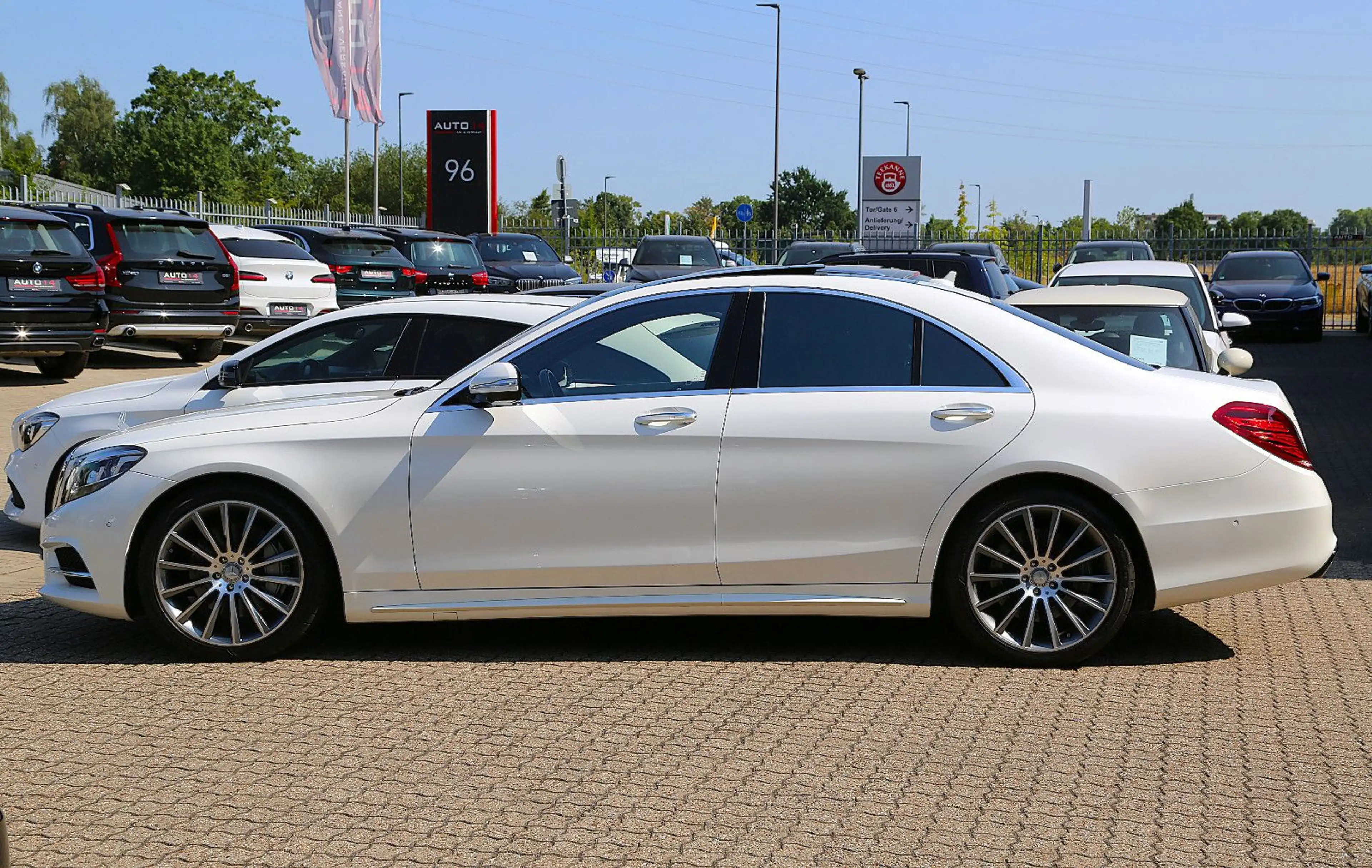 Mercedes-Benz S 500 AMG designo Panorama Burmester 360° 1.Hand — photo 12