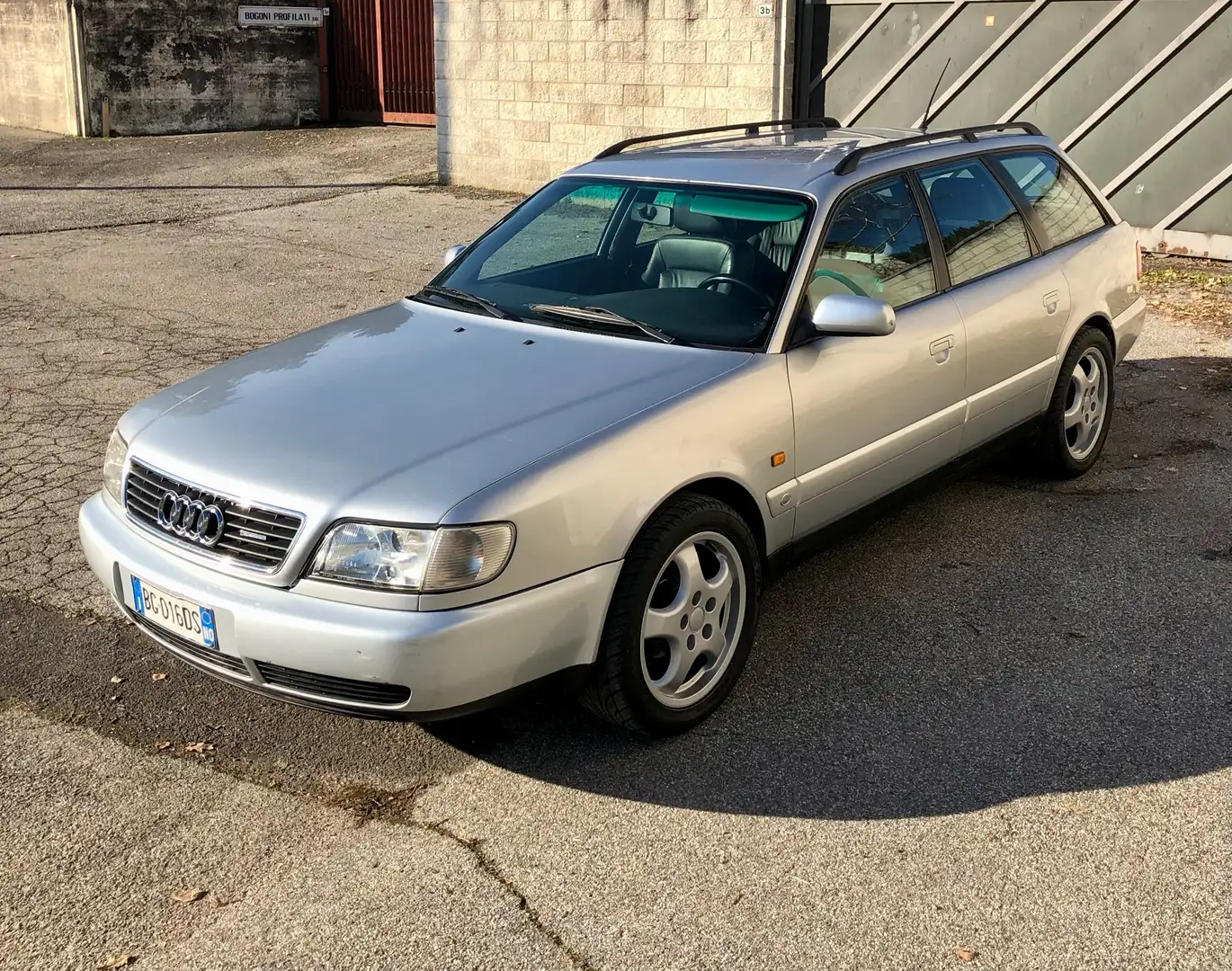 Audi A6 Avant 2.0 16v Style quattro - 1