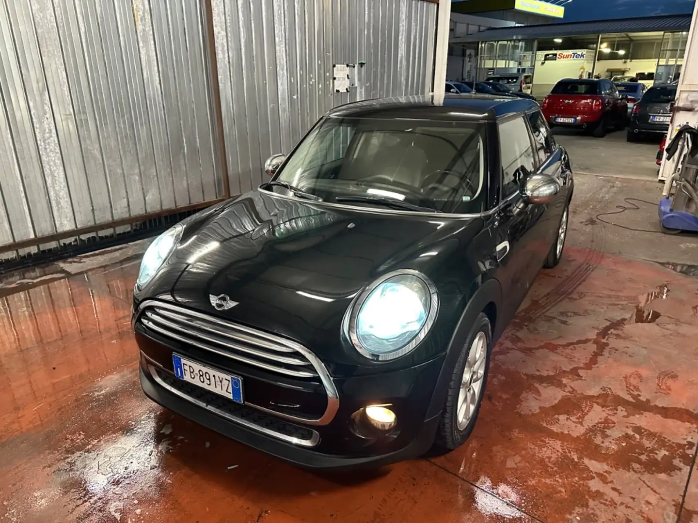 MINI 1.5 Cooper D 5 porte Negro - 1
