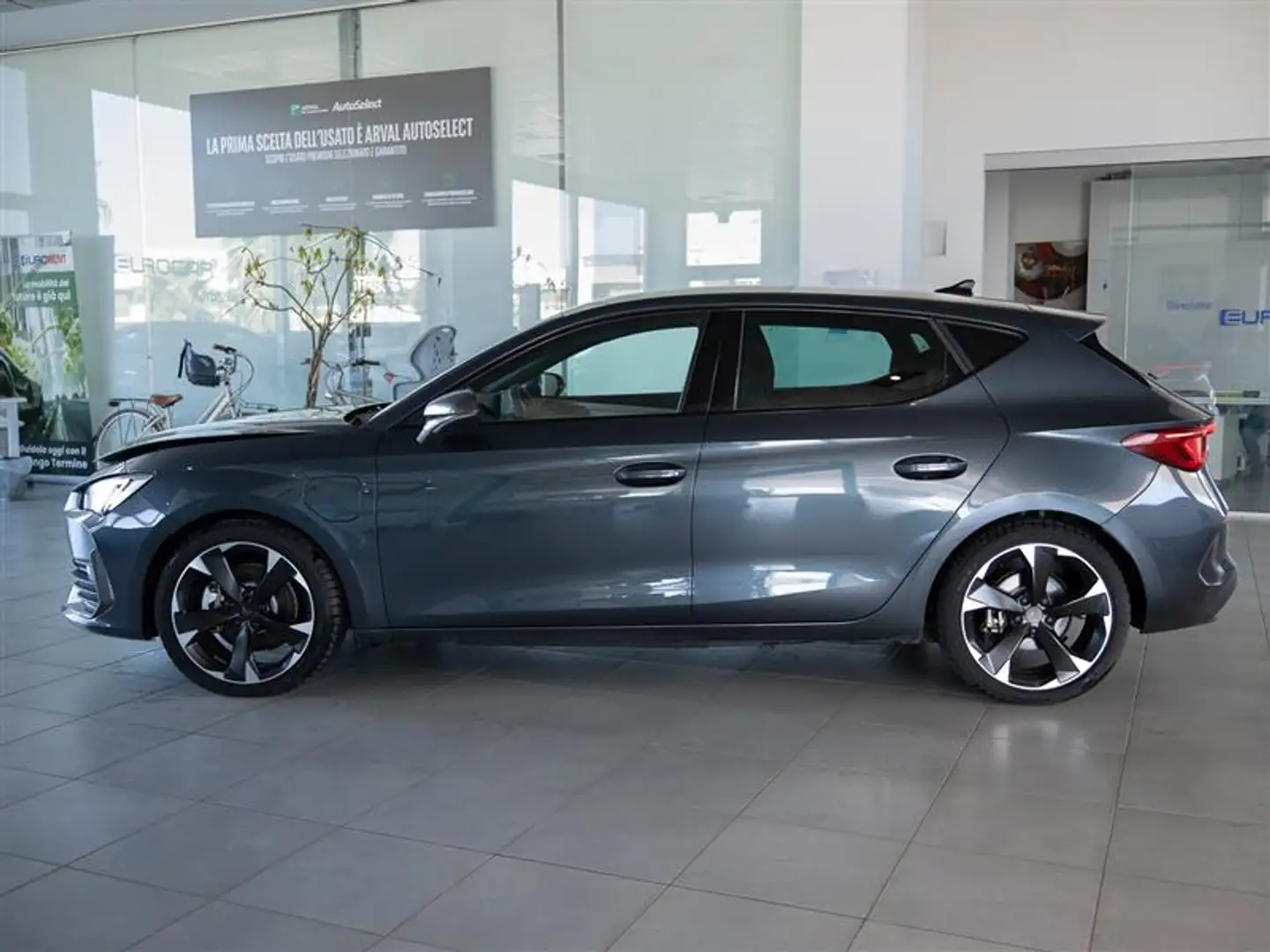 CUPRA Leon 1.5 HYBRID 150CV DSG 36 MESI DI GARANZIA Gris - 2