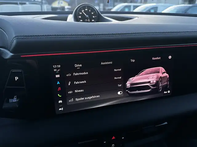 Porsche Macan 4S Beifahrerdisplay 22 Zoll Luftfahrwerk Bose M... Ansicht 41
