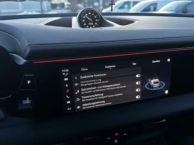 Porsche Macan 4S Beifahrerdisplay 22 Zoll Luftfahrwerk Bose M... Ansicht 47