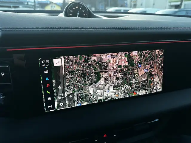 Porsche Macan 4S Beifahrerdisplay 22 Zoll Luftfahrwerk Bose M... Ansicht 32