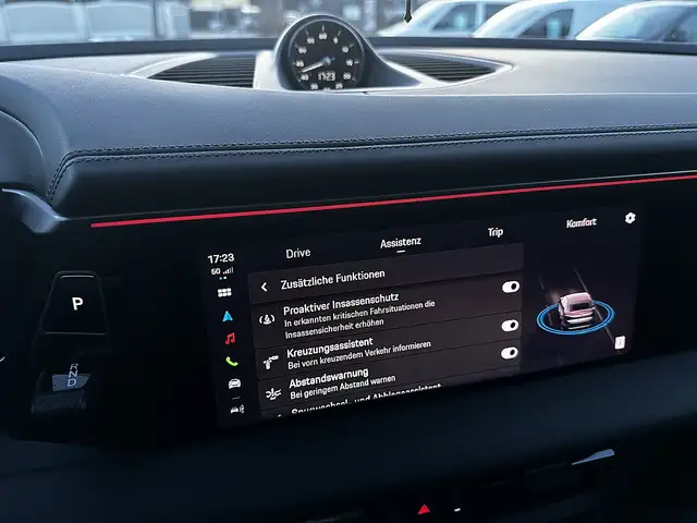 Porsche Macan 4S Beifahrerdisplay 22 Zoll Luftfahrwerk Bose M... Ansicht 46