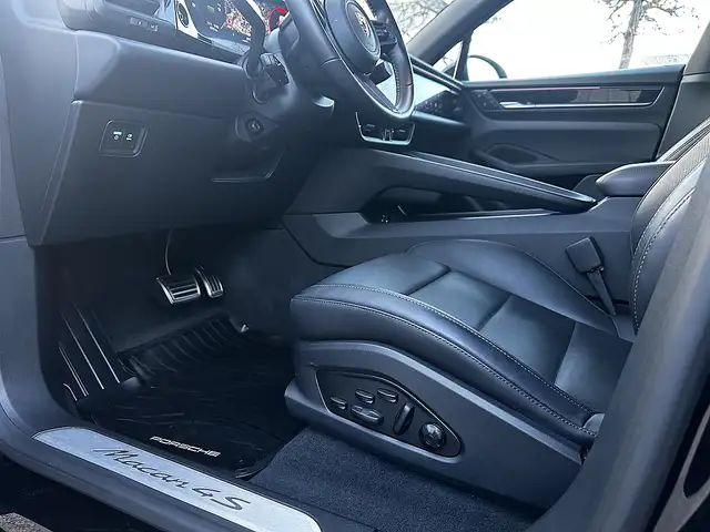 Porsche Macan 4S Beifahrerdisplay 22 Zoll Luftfahrwerk Bose M... Ansicht 10