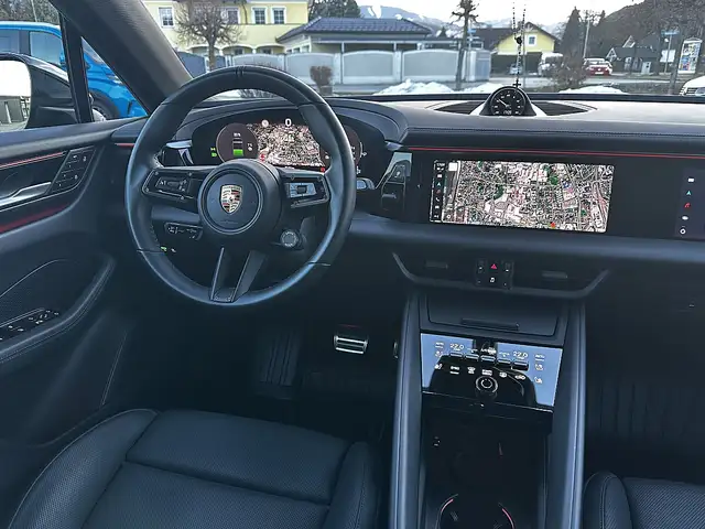Porsche Macan 4S Beifahrerdisplay 22 Zoll Luftfahrwerk Bose M... Ansicht 20