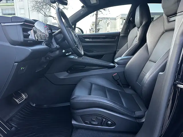 Porsche Macan 4S Beifahrerdisplay 22 Zoll Luftfahrwerk Bose M... Ansicht 8