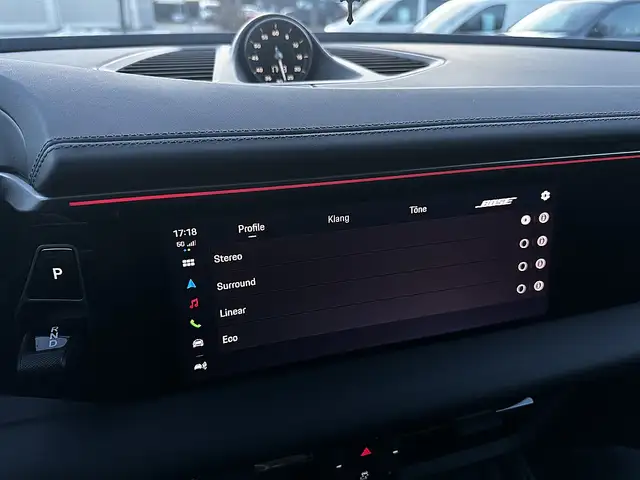 Porsche Macan 4S Beifahrerdisplay 22 Zoll Luftfahrwerk Bose M... Ansicht 39