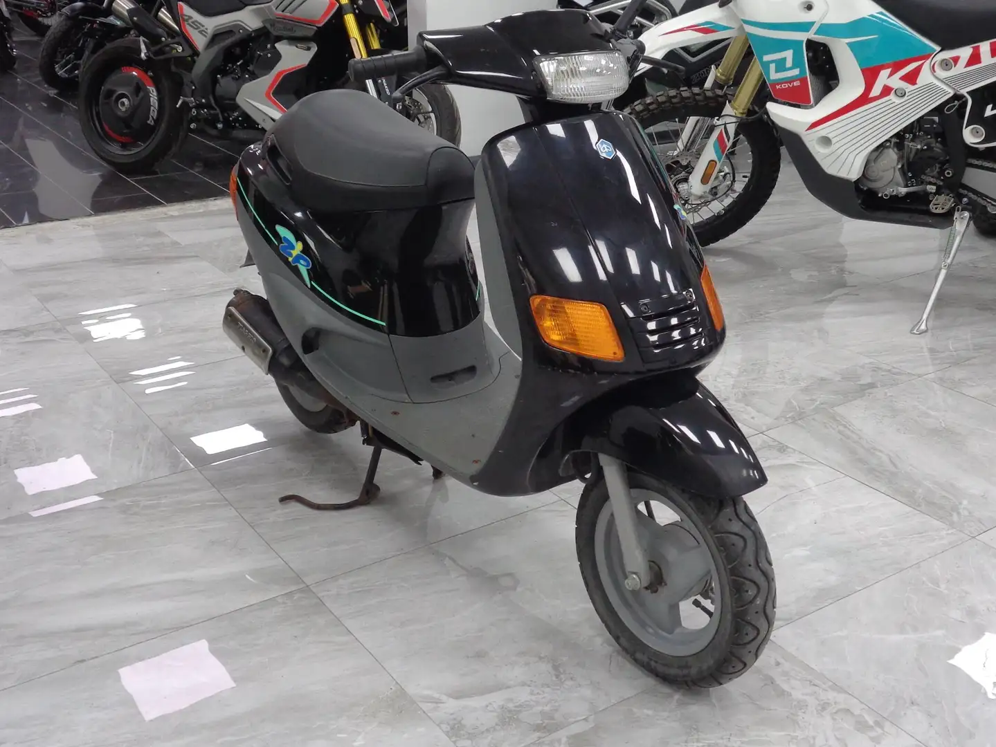 Piaggio Zip 50 PIAGGIO ZIP 50 SP Negro - 2