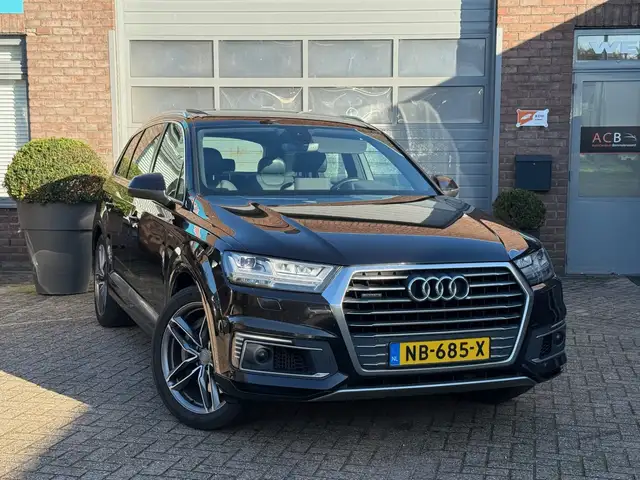 Audi Q7 e-tron 3.0 TDI Hybride quattro Sport Panoramadak / Trekha