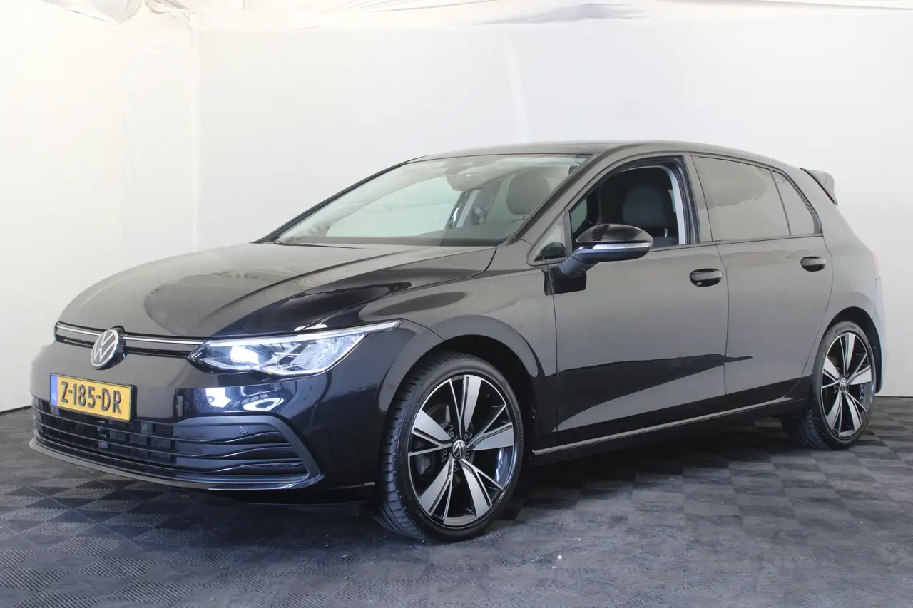 Volkswagen Golf 1.5 eTSI Style