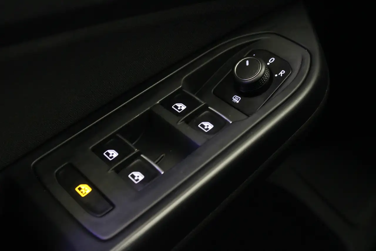 Volkswagen Golf 1.5 eTSI Style, миниатюра 18