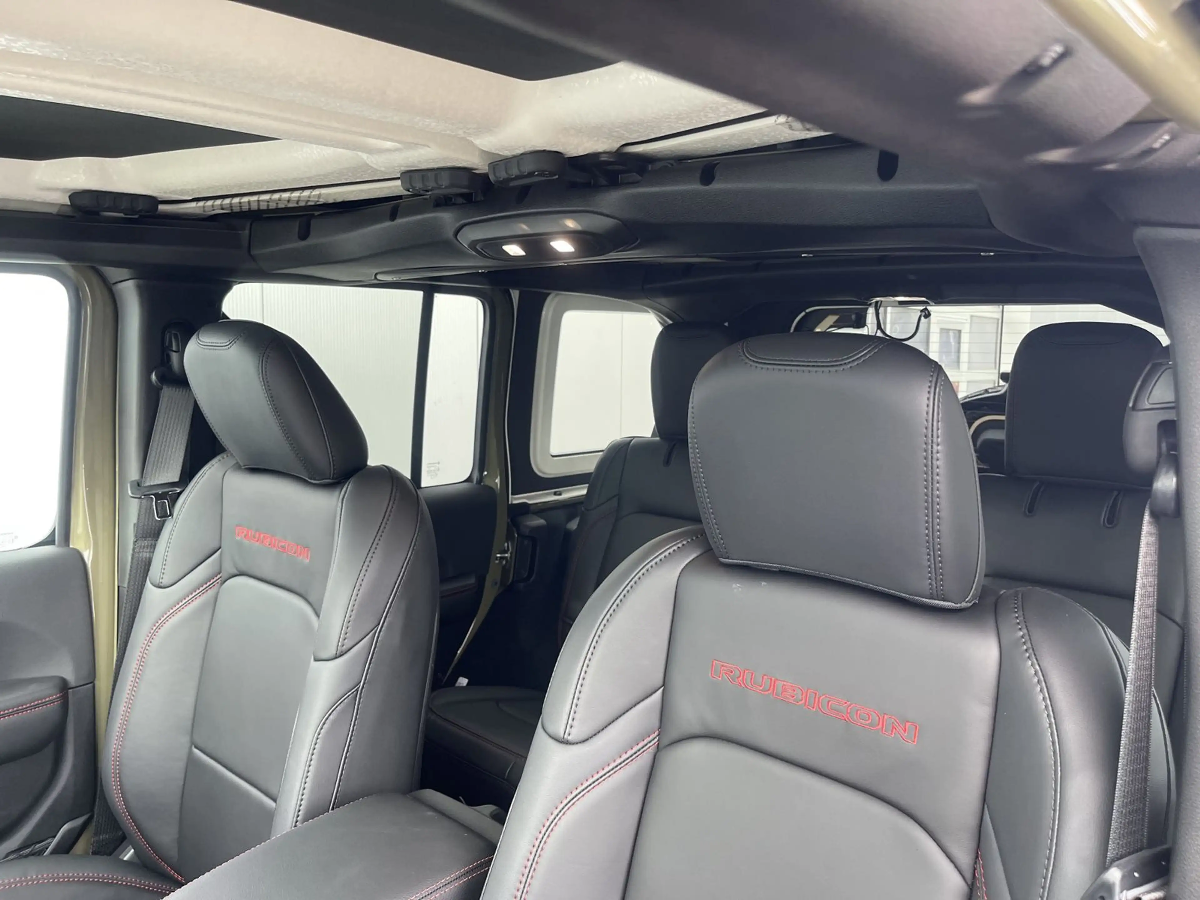 Jeep Wrangler Rubicon X 3.6 V6 | WARN-Winch — photo 11