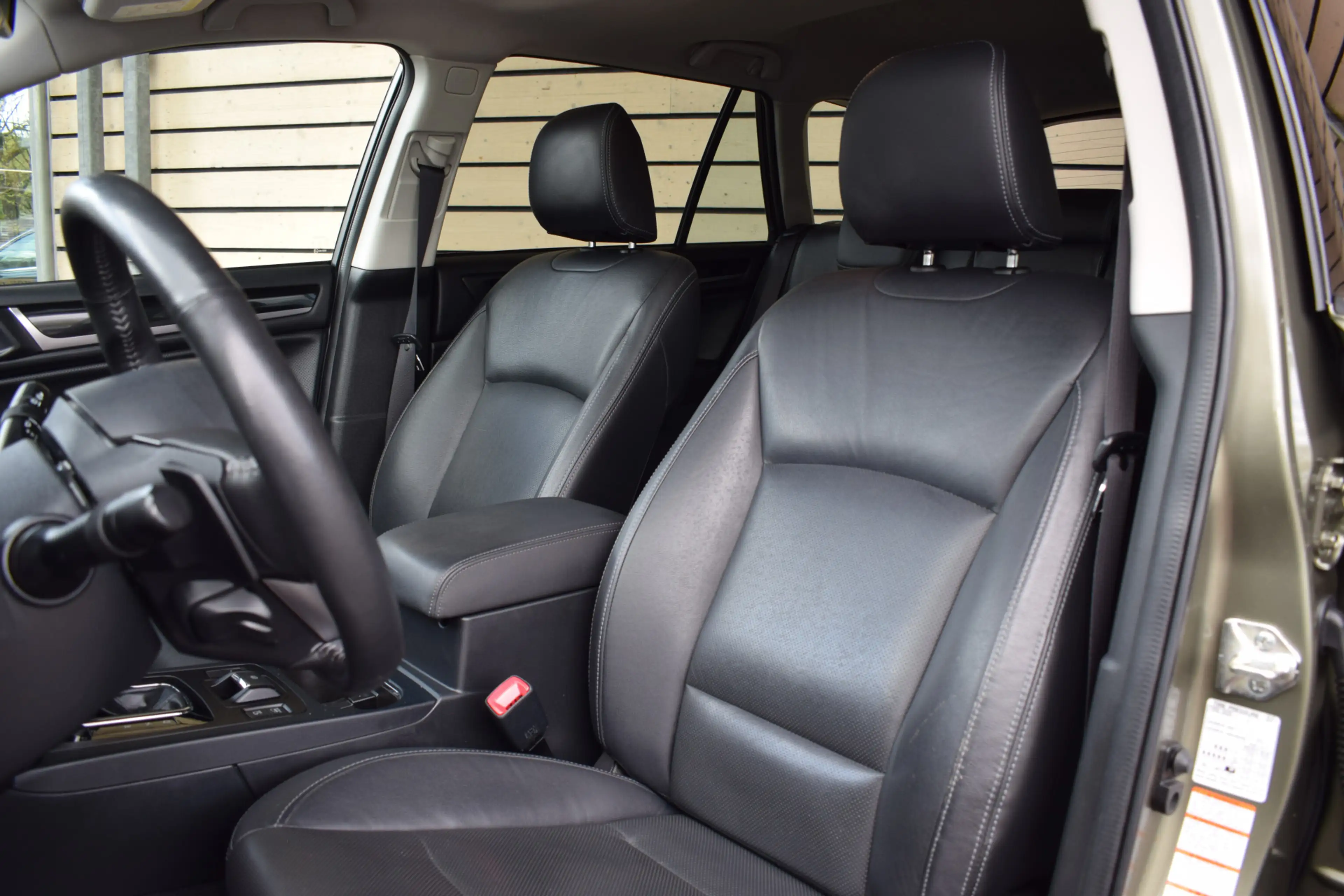 Subaru OUTBACK 2.5i Premium - Dealer onderhouden — photo 15