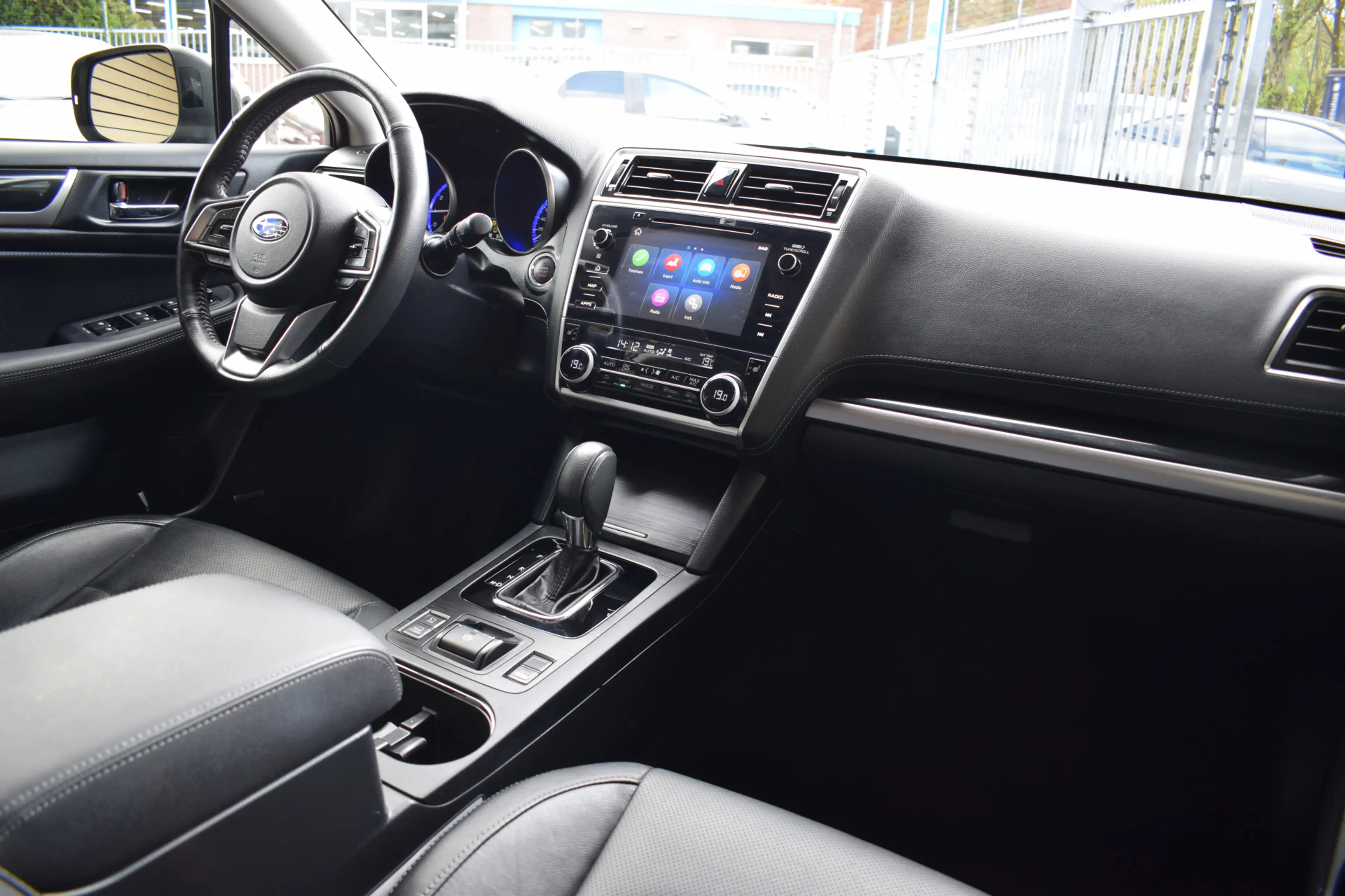 Subaru OUTBACK 2.5i Premium - Dealer onderhouden — photo 20