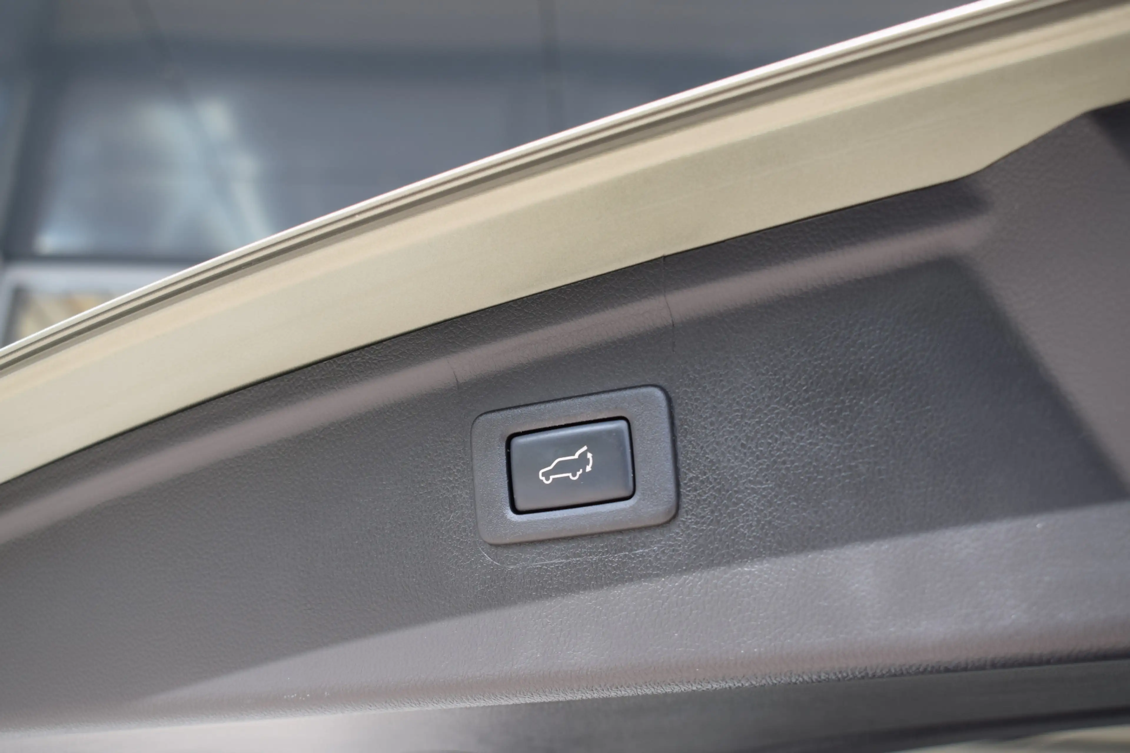 Subaru OUTBACK 2.5i Premium - Dealer onderhouden — photo 9