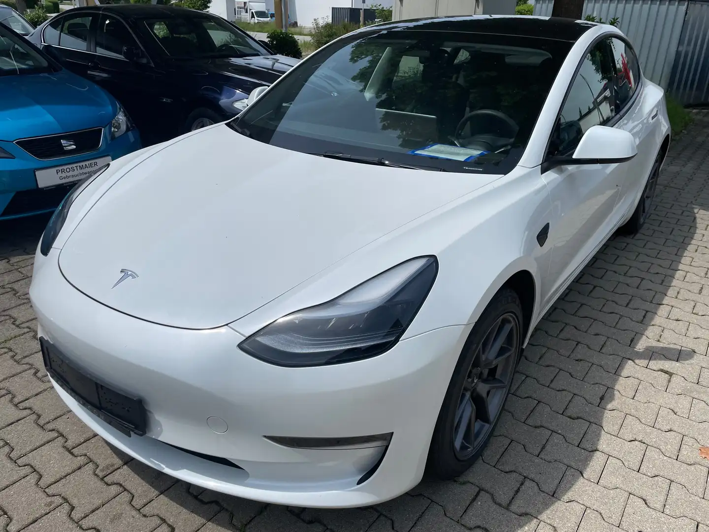 Tesla Model 3 Langstreckenbatt. 79kw,Allradantrieb Dual Motor Weiß - 1