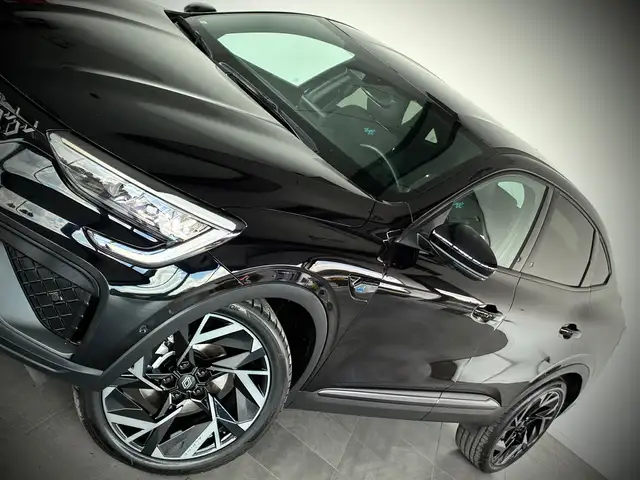 Renault Arkana view 3