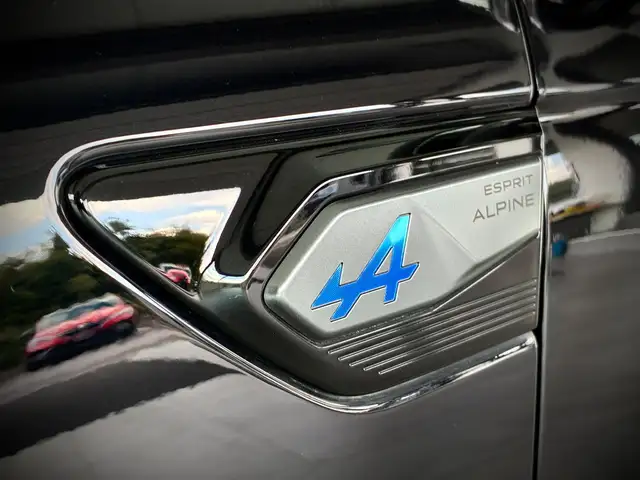 Renault Arkana view 5