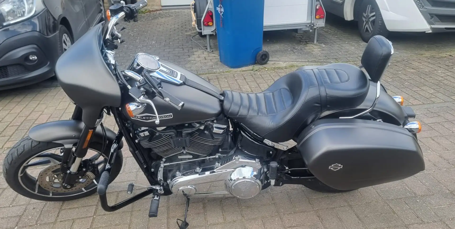 Harley-Davidson Sport Glide - 2