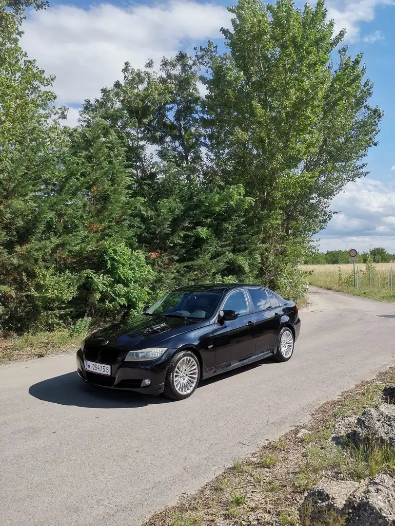 BMW 318 E90 318d - 1