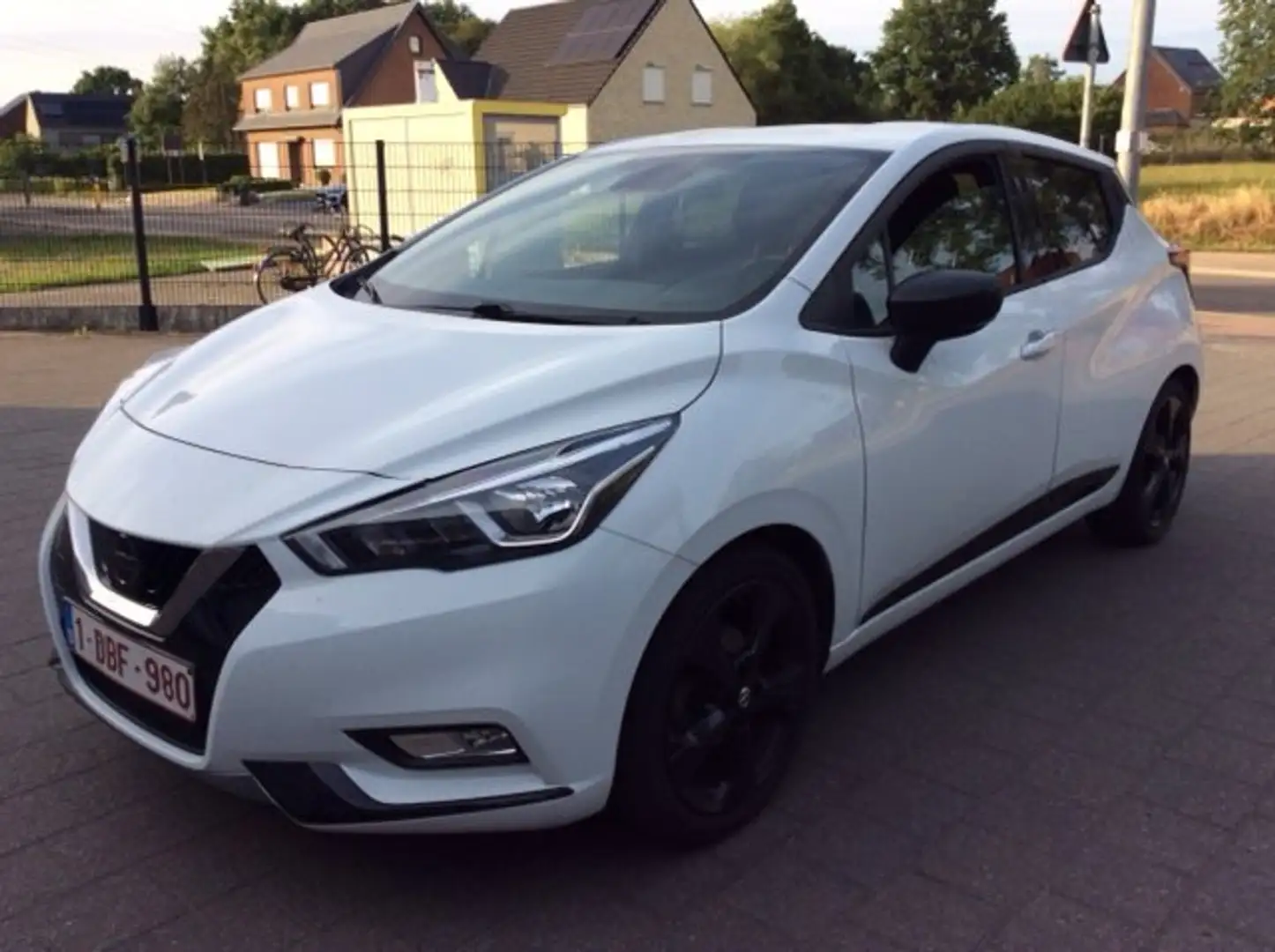 Nissan Micra N-sport * 1ste eigenaar * camera * navi * airco Wit - 2