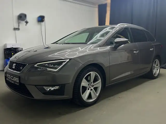 SEAT Leon FR-Sport|Navi|LED|PDC|Sitzheiz|Tempo|BT|FSE