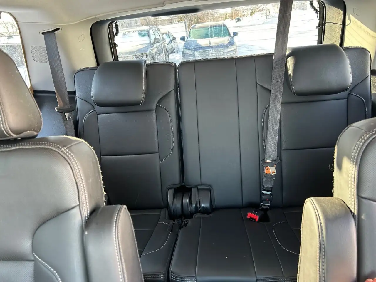 GMC Yukon снимка GMC Yukon