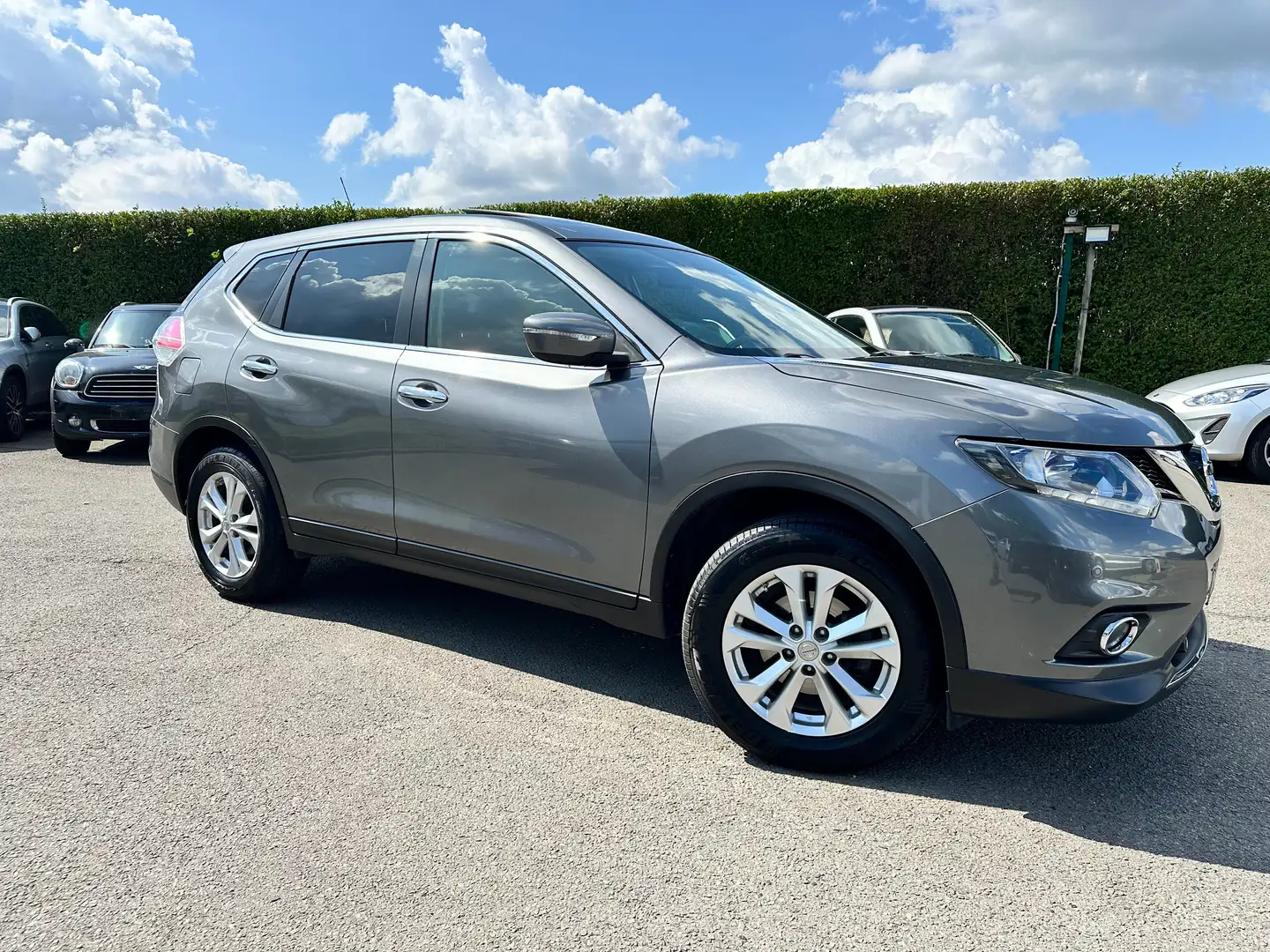 Nissan X-Trail 1.6 dCi 2WD Connect Edition Xtronic Automat. Gris - 1