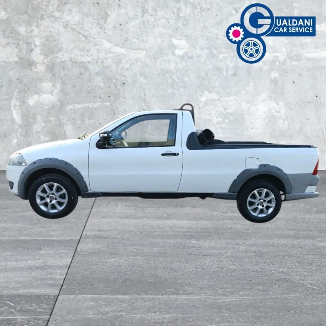 Fiat Strada 1.3 MJT 95CV Pick-up Trekking Blanco - 1