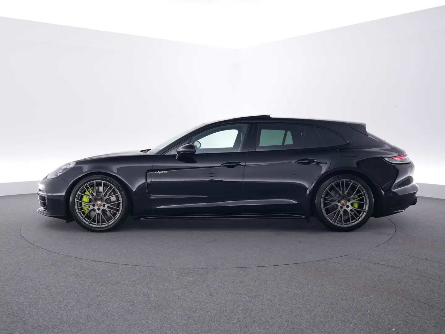 Porsche Panamera 4S E-Hybrid Sport Turismo Zwart - 2