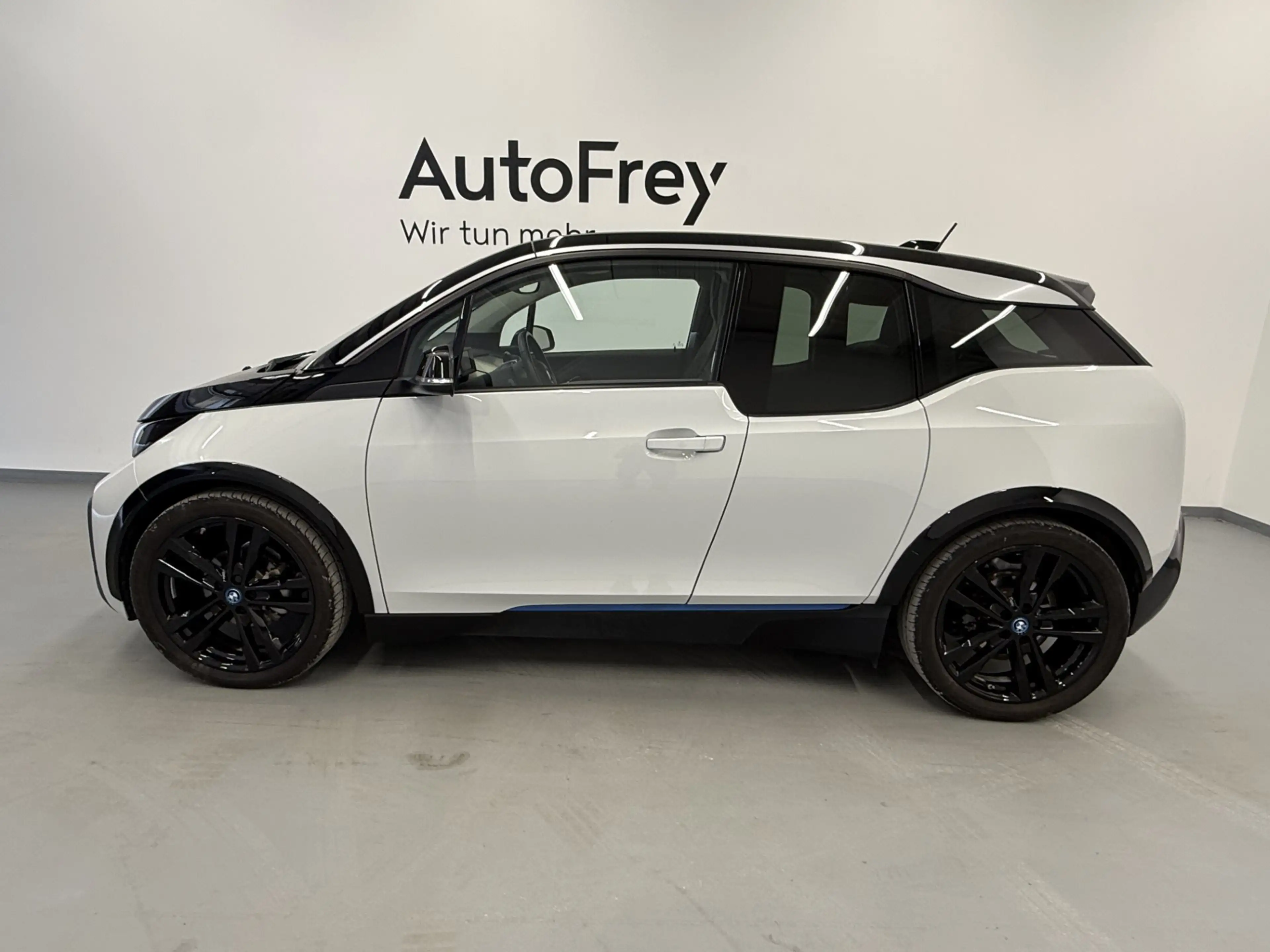 BMW i3 — photo 3
