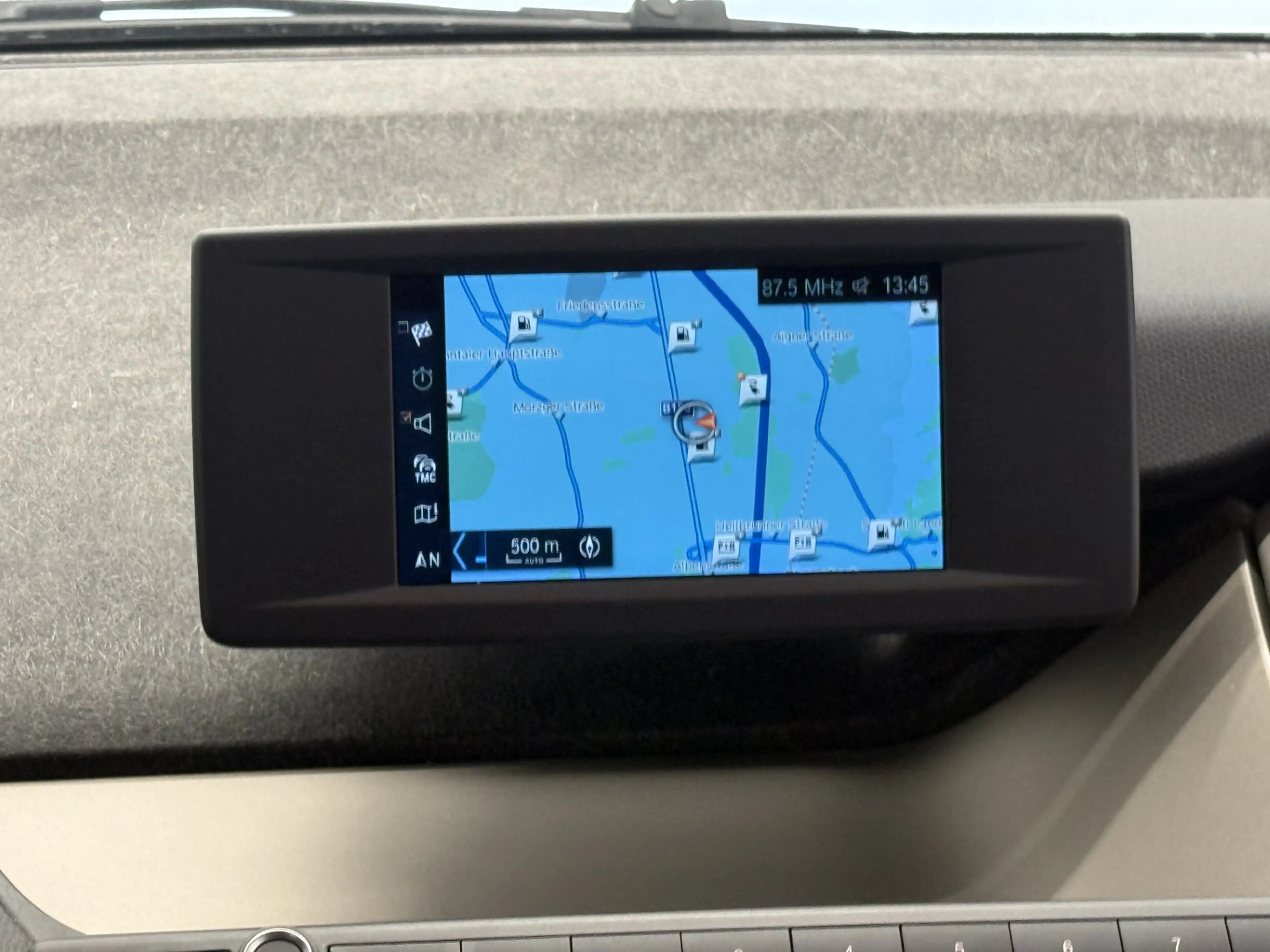 BMW i3 — photo 8