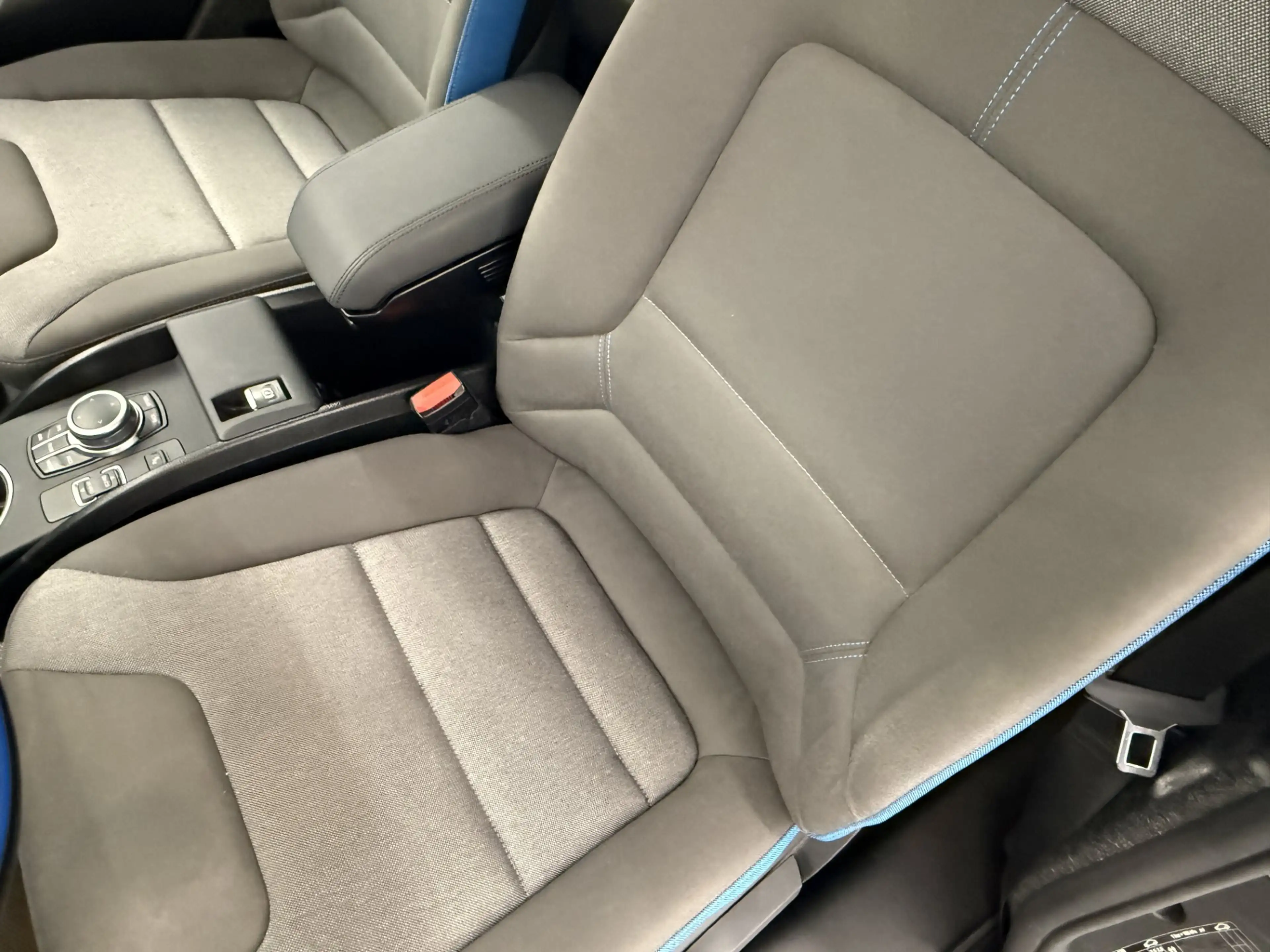 BMW i3 — photo 12