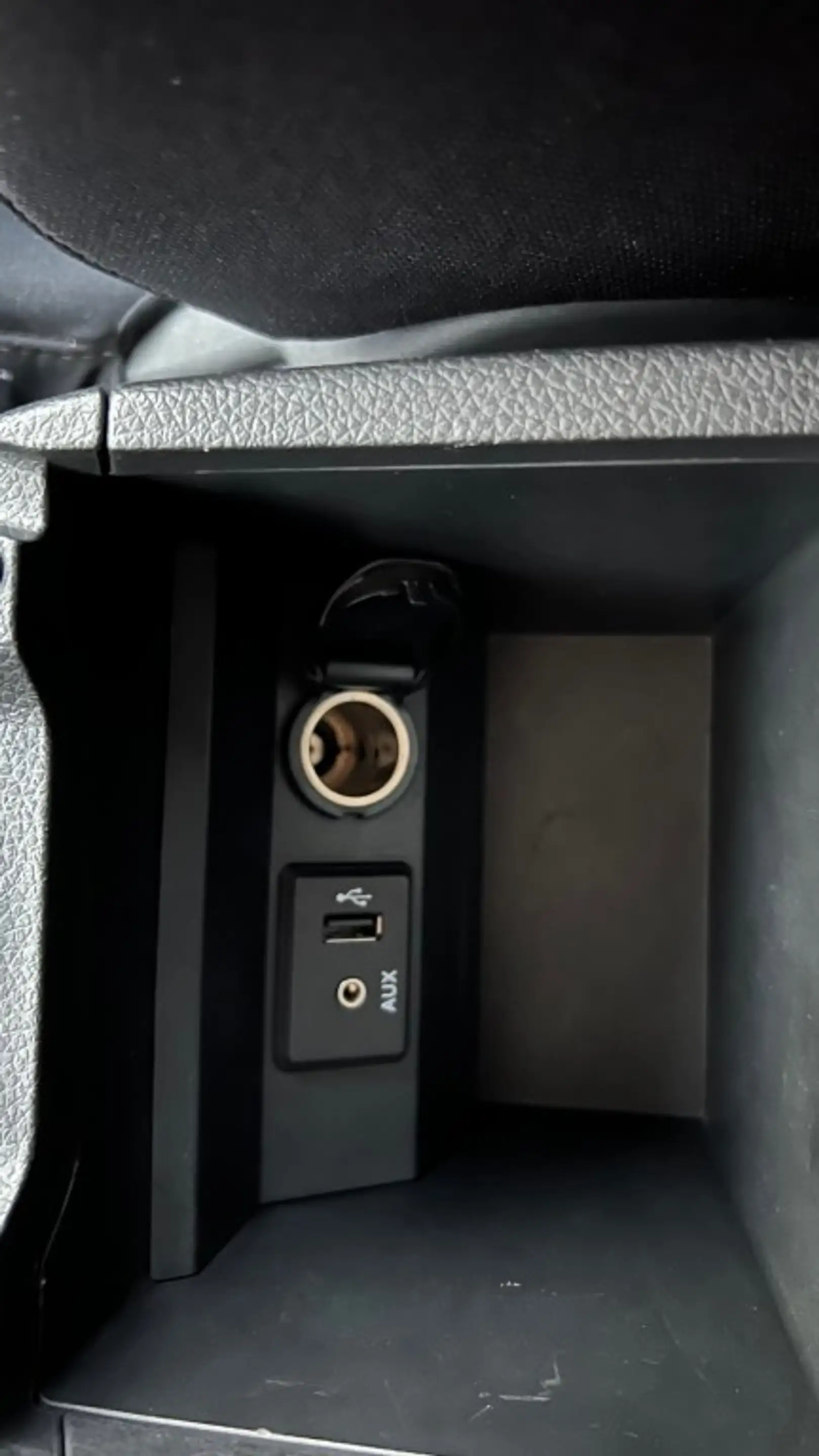 Nissan Pulsar 1.2 Dig-T Acenta automaat — photo 9