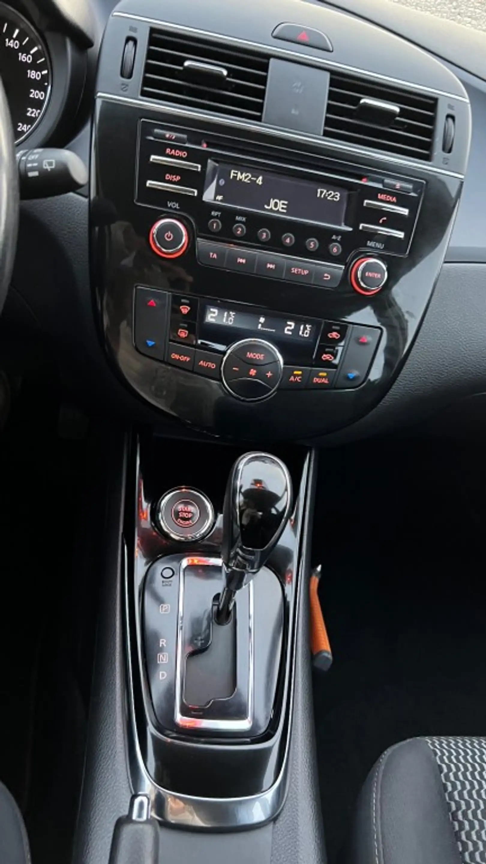 Nissan Pulsar 1.2 Dig-T Acenta automaat — photo 8