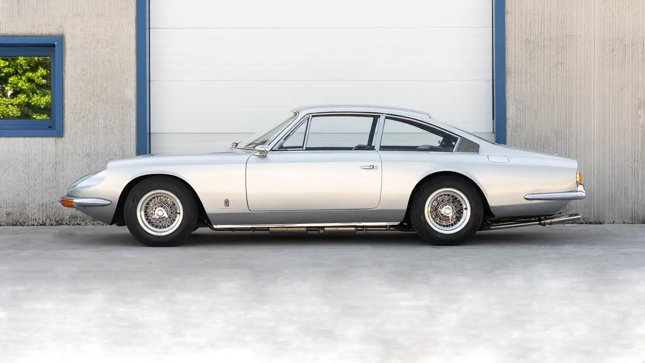 Ferrari 365 GT 2+2, foto 2