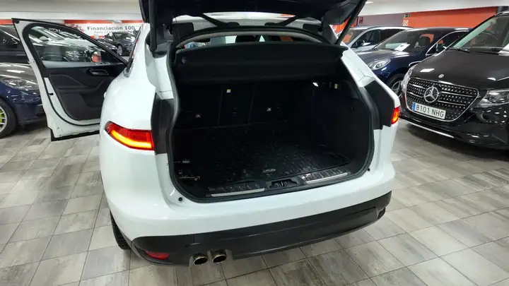 Jaguar F-Pace 2019, foto 45