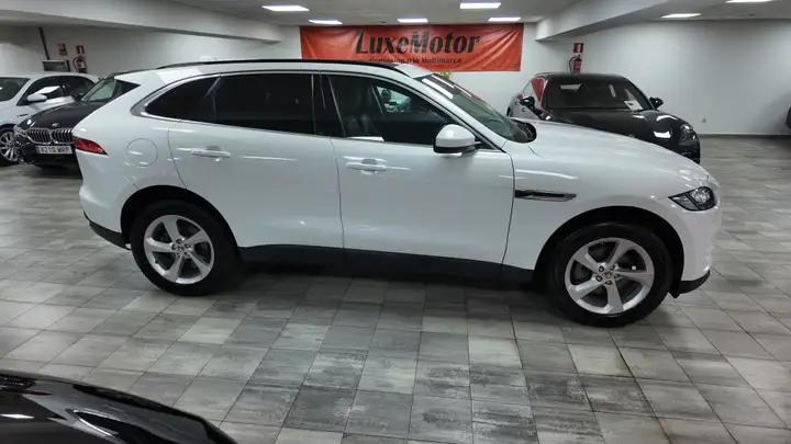 Jaguar F-Pace 2019, foto 7